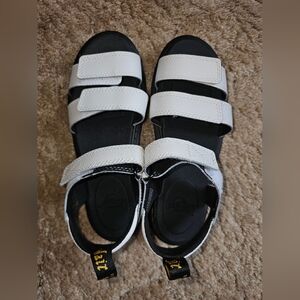 Doc Martin  Sandals